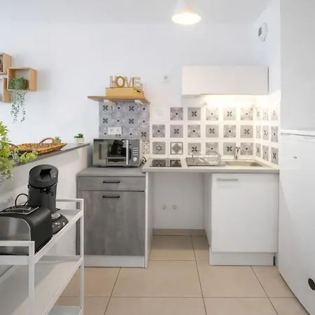 Apartament Terrasse & Wifi - Proche Centre